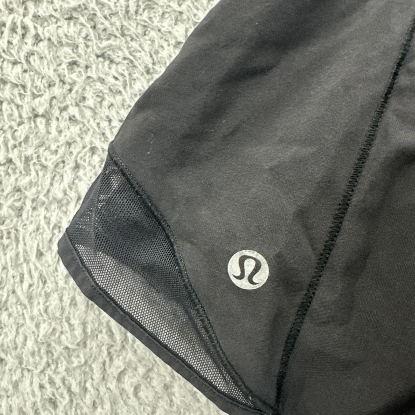 Lululemon Hotty Hot Shorts Low Rise 2.5" Black Athletic Athleisure Gym Women 8 - Image 3