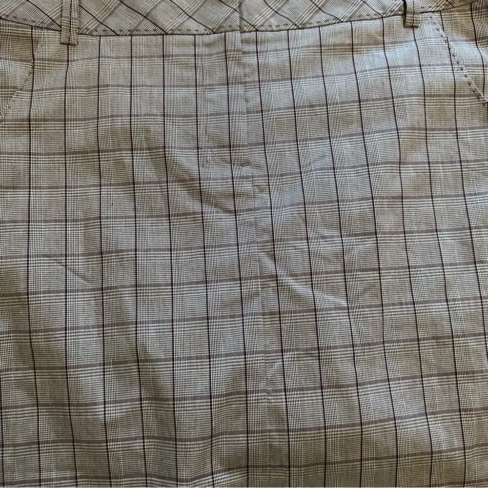 NWT Cutter & Buck gray purple plaid golf skort size 10 - Image 3