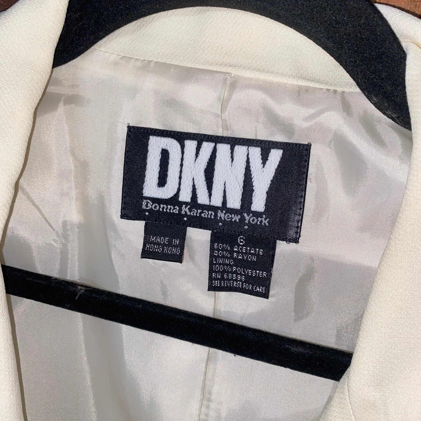 DKNY Donna Karan New York Vintage Ivory 2-Button Blazer Jacket Women's Size 6 - Image 4