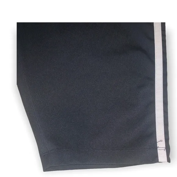 Adidas🦎Originals  Biker Shorts🌵 - Image 4