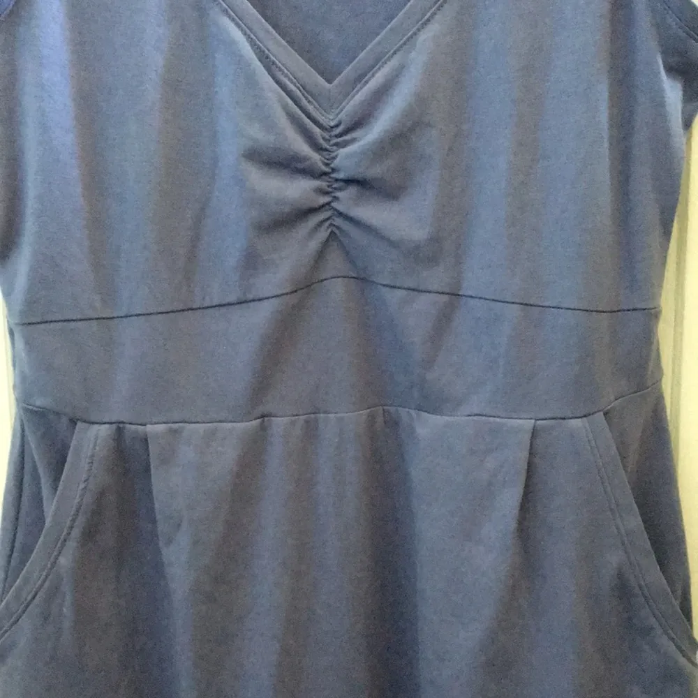 FINAL MARKDOWN 𝅺Ladies’ Columbia Sportswear Dress (M) - Image 3