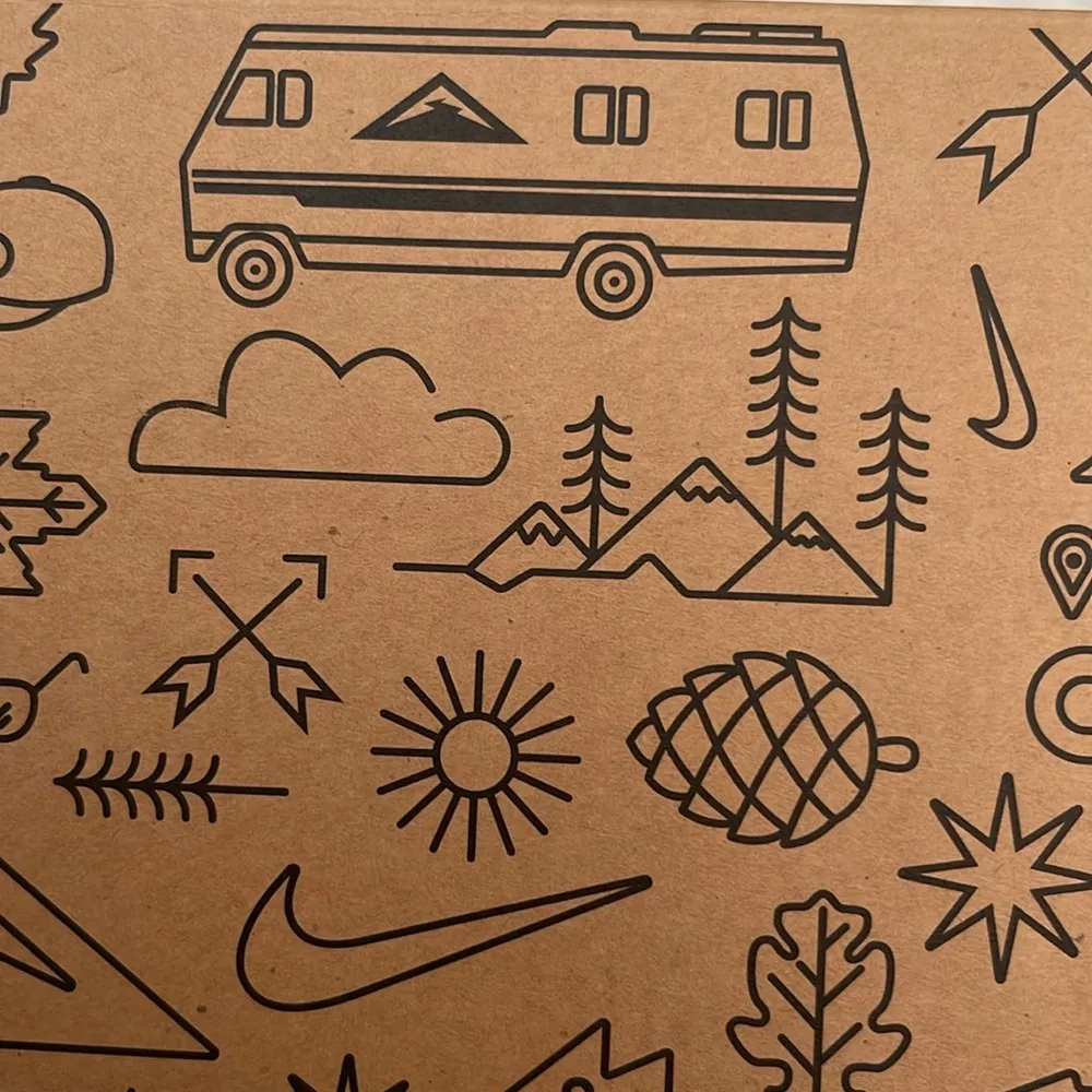 NWT Nike women’s react Pegasus trail 4 GTX - Image 9