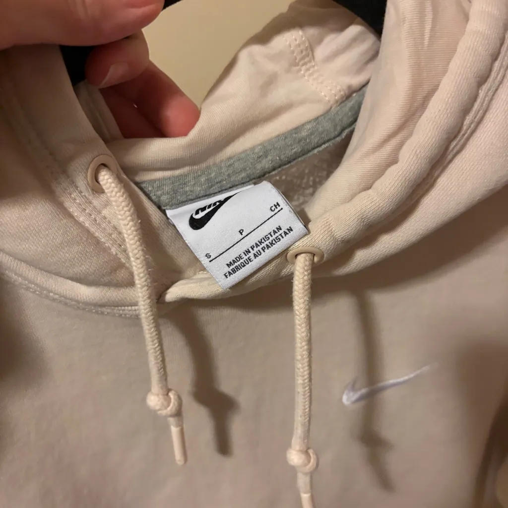Nike Off-White Hoodie - Image 5