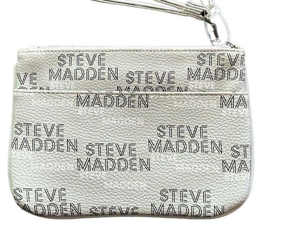 Steve Madden logo gray wristlet - Image 5
