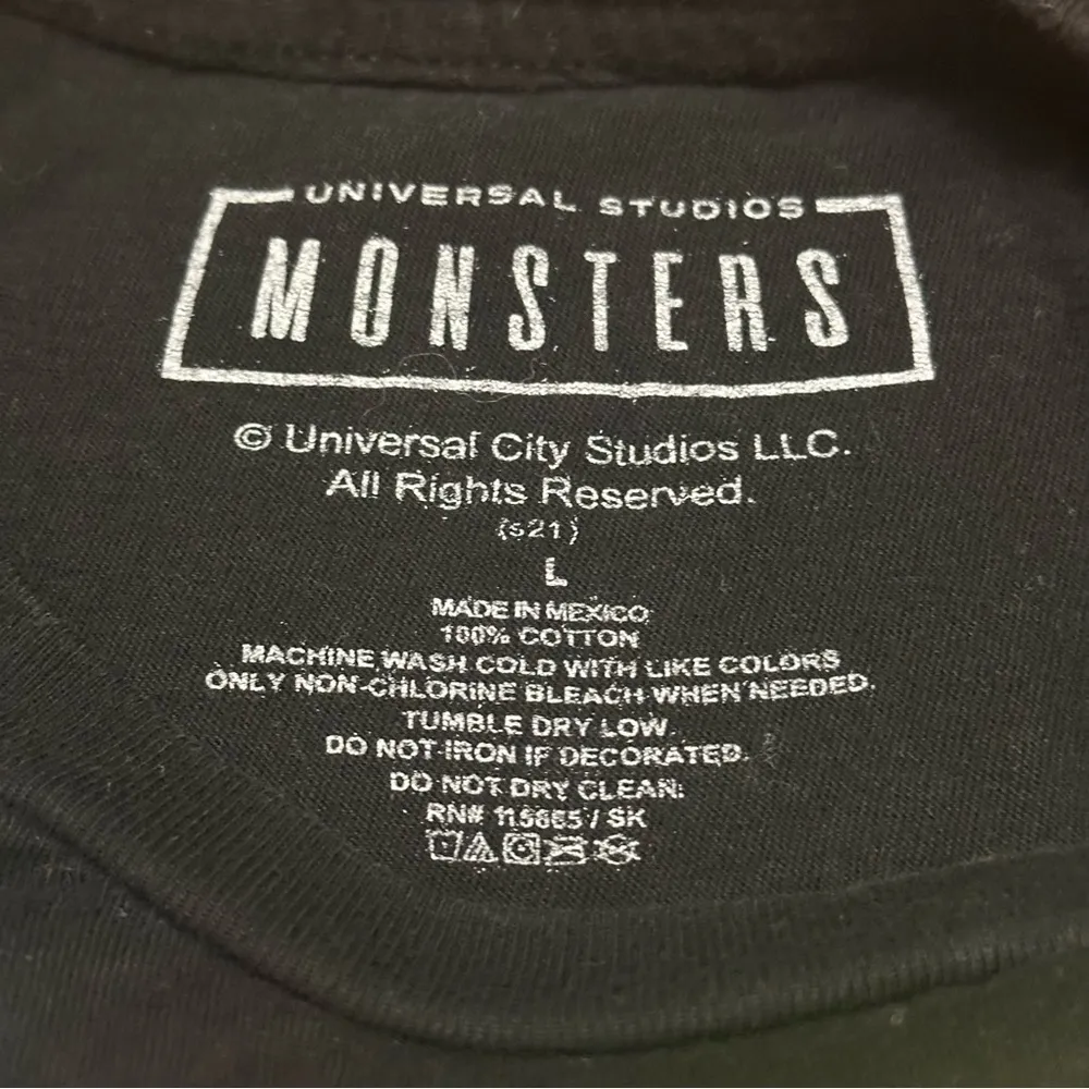 Universal Studios women’s Black Graphic T - Image 6