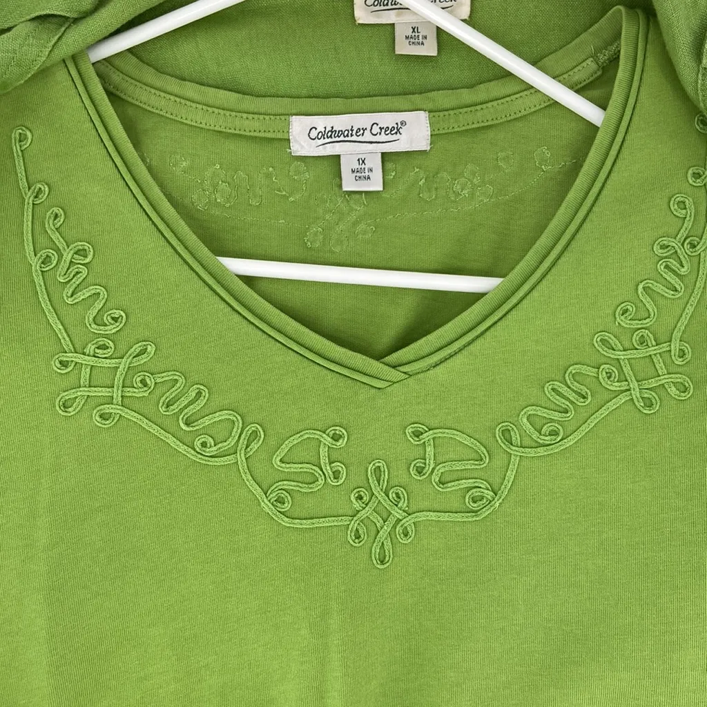Coldwater Creek V-Neck short‎ sleeve T shirt, decorative ribbon on top, size 1X - Image 4