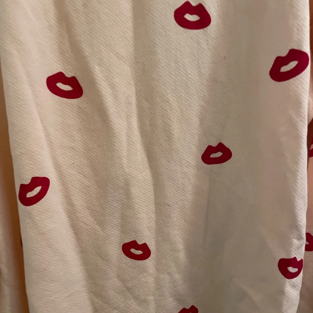 LOFT Pink Red Kiss Lips Crewneck Long Sleeve Sweatshirt Sweater XL - Image 2