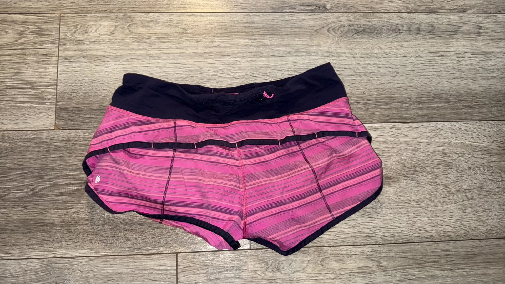 Lululemon Speed Up Shorts - Image 2