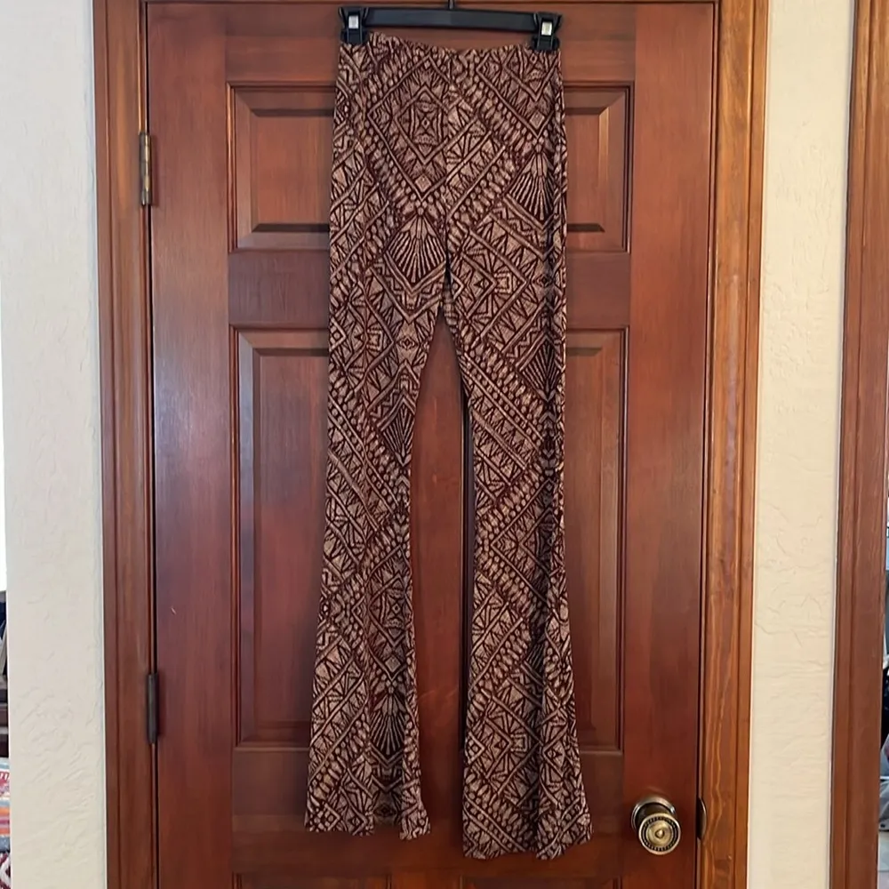 Seater Queen Boho Brown Geometric Flare Festival Pants small - Image 2