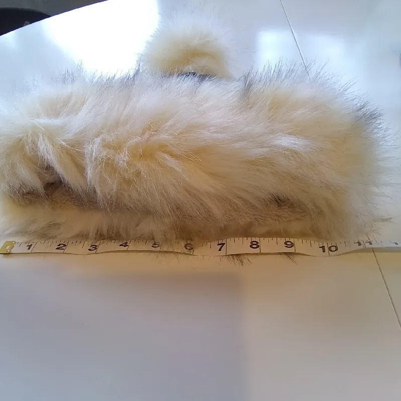 Chic Gray and Cream Pom - Image 3