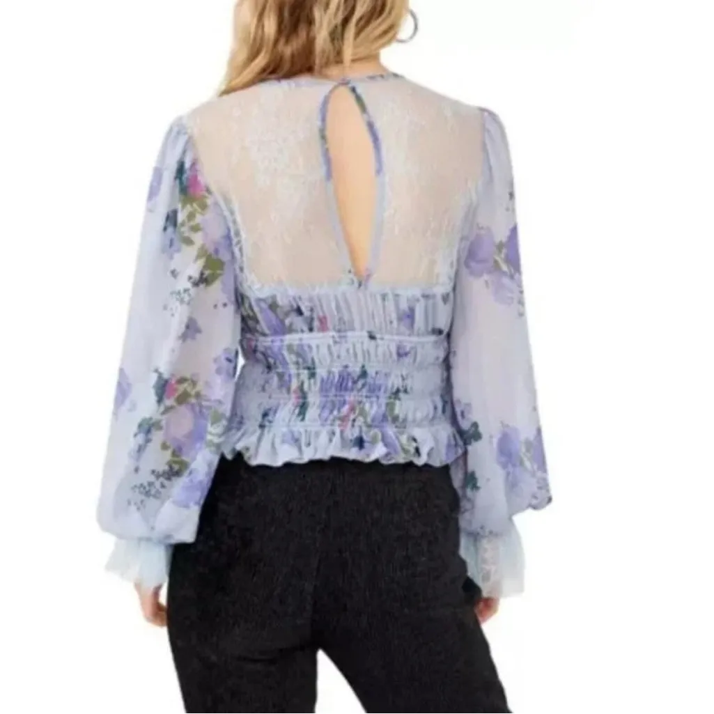 Free People Daphne Floral-print Smocked Top blouse blue purple sz L - Image 2