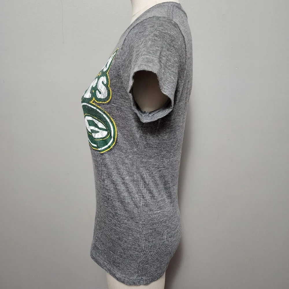 NFL Green Bay Packers Heather Gray crewneck graphic tee size large - Image 4