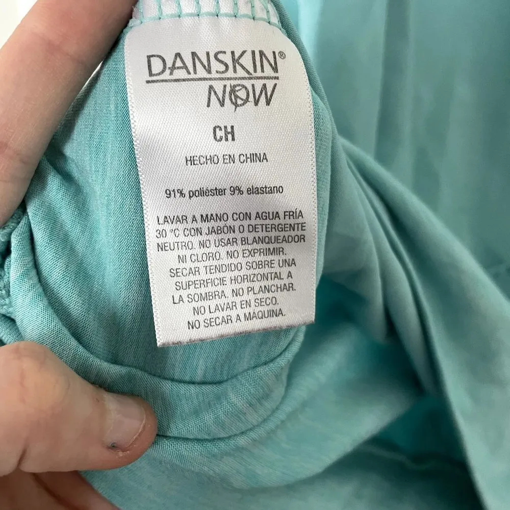 Danskin Now 3/4 sleeve aqua shirt classic comfortable style cutout back detail Green Size M - Image 6