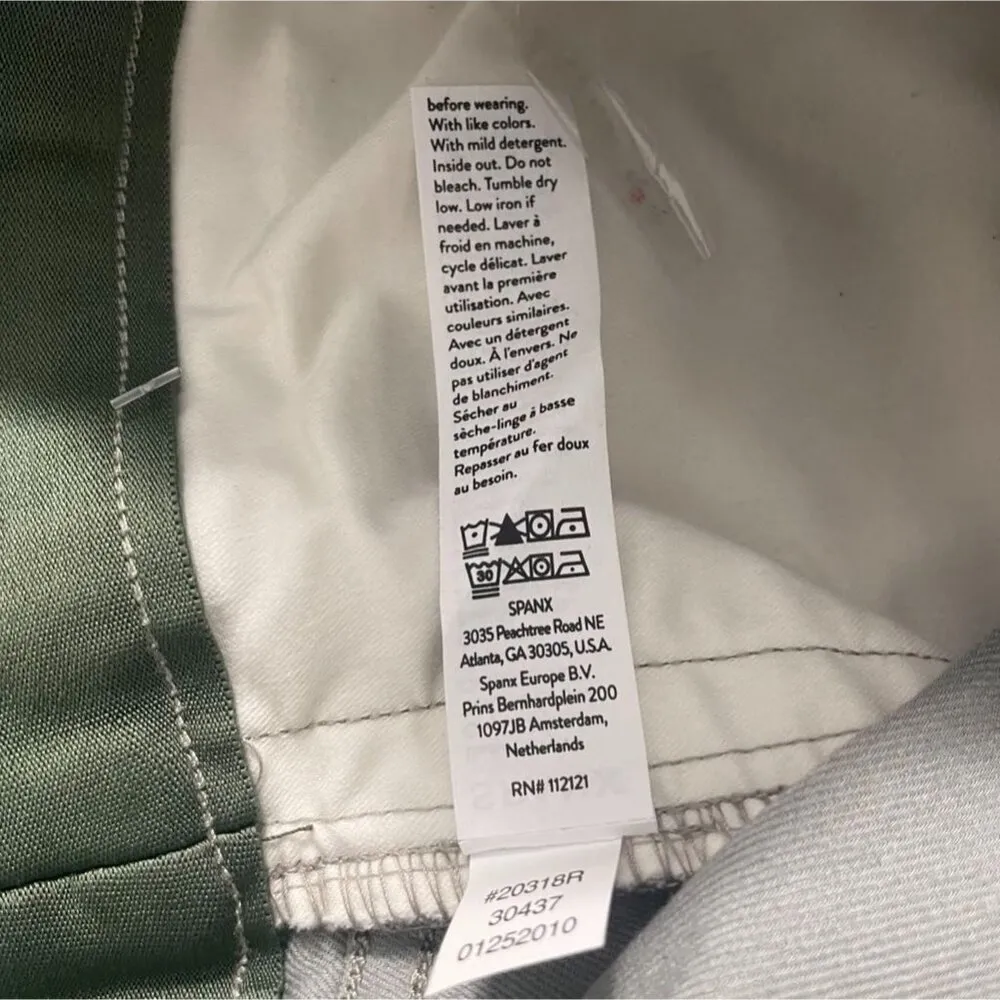 NEW SPANX Size Large Camo Shorts Stretch Twill Shorts Smoothing Flattering - Image 10