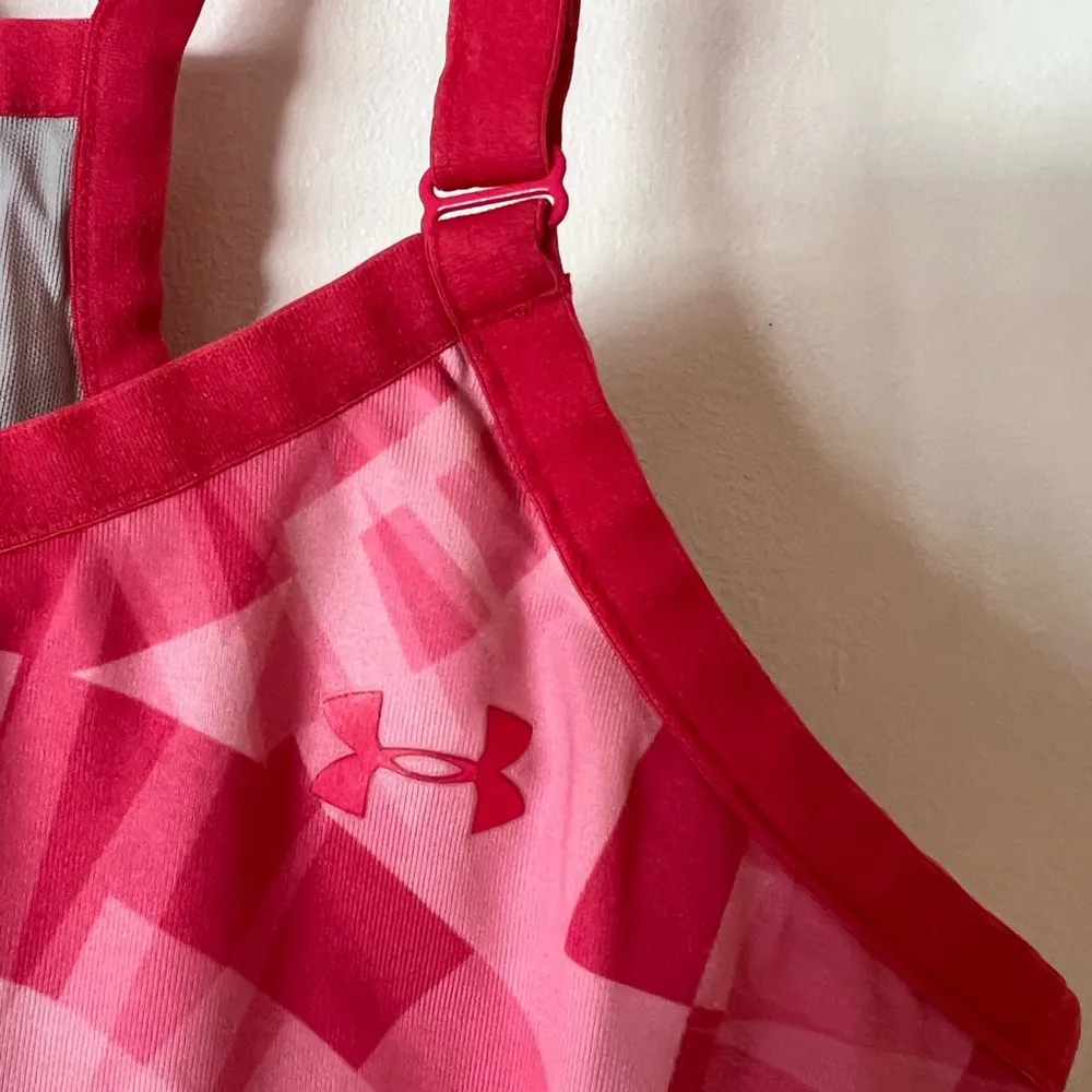 Under Armour Heatgear Razorback Tank Sz. M - Image 6