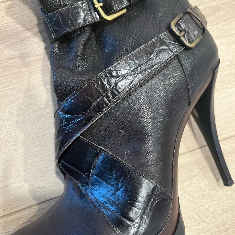 Stuart Weitzman Holdon Dark Brown Strap Leather Moto Platform Boots Size 8.5 - Image 2