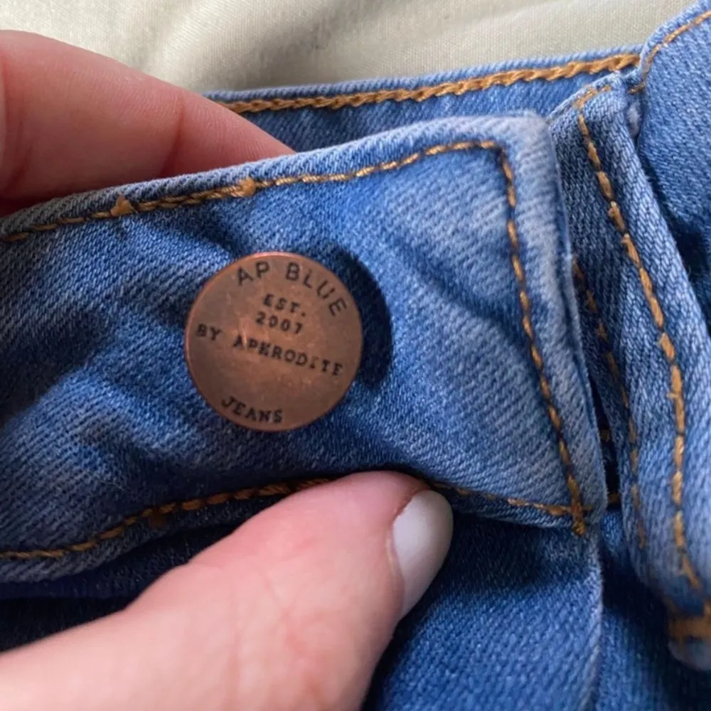 Aphrodite Blue Distressed High Waisted Jeans - Image 4