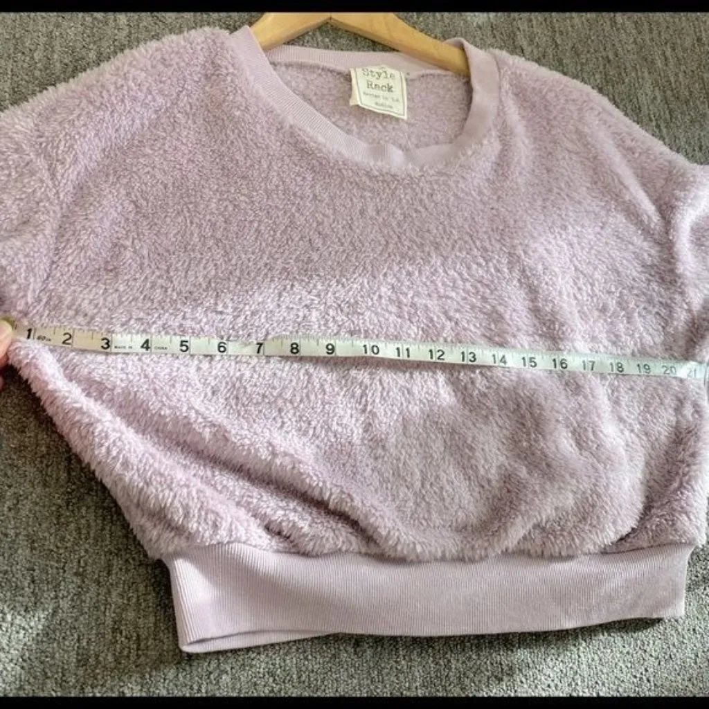 Style Rack Lavender Fuzzy Sweatshirt Size Medium NWT - Image 5
