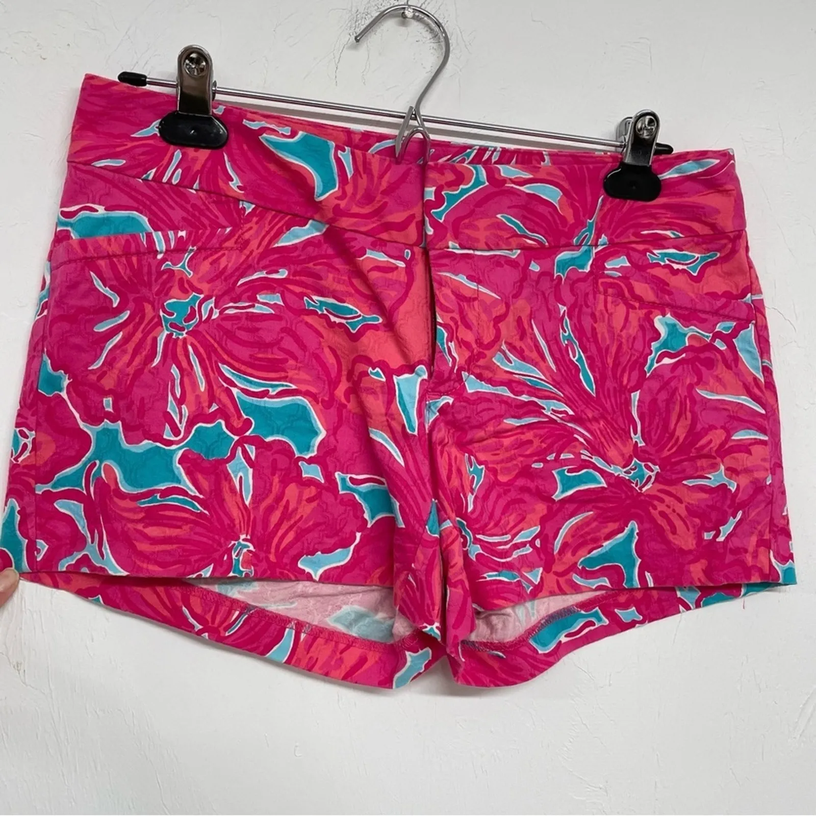 Lilly Pulitzer Pink Printed Chino Shorts Womens 2 Beachy Colorful Preppy Spring - Image 2