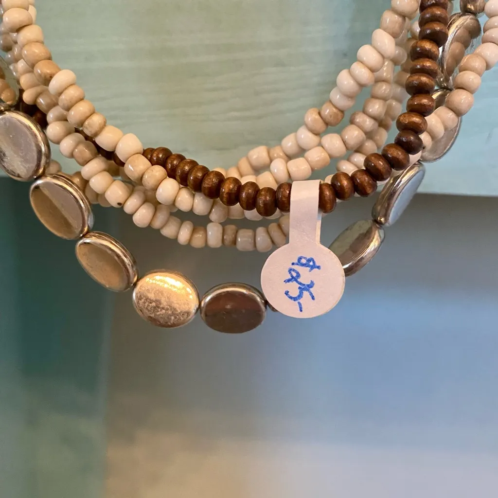 BEAUTIFUL HANDMADE BEADED NECKLACE! Brown - Image 7