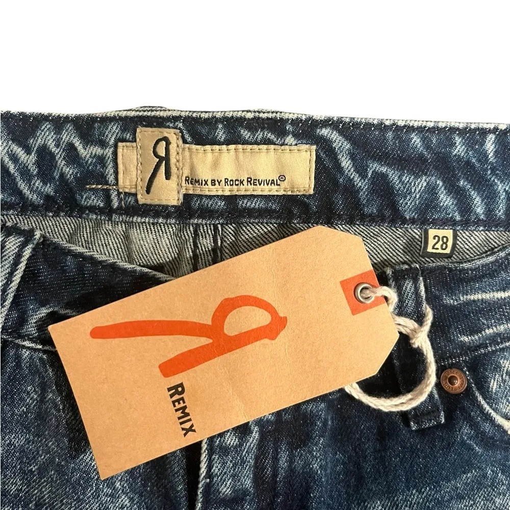 NWT Remix by Rock Revival Heavy Distressed Paint Splattered Mid Rise Jeans Sz 28 - Image 6