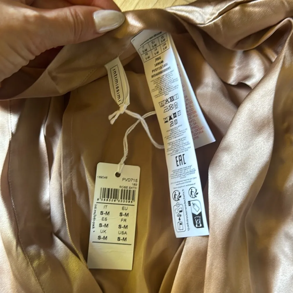 Intimissimi silk robe in rose satin Pink Size undefined - Image 2