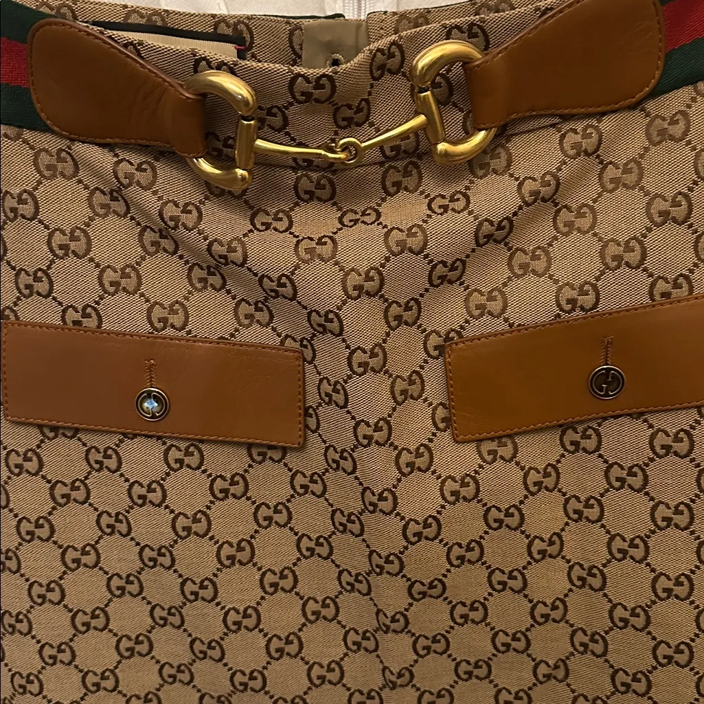 Beautiful Gucci GG horsebit midi skirt NWT - sold out everywhere- size IT36 - Image 12