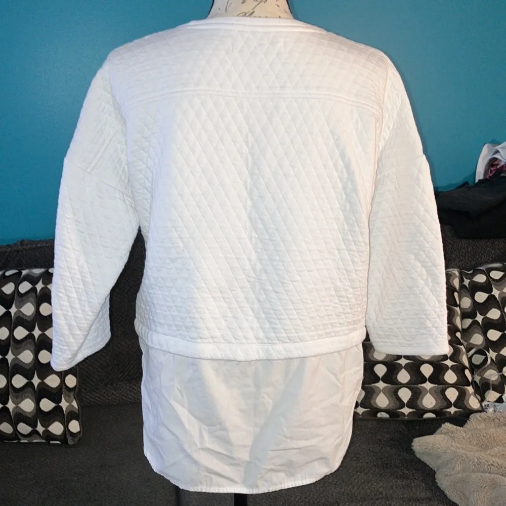 Loft Quilted Sweatshirt, Medium - Image 4