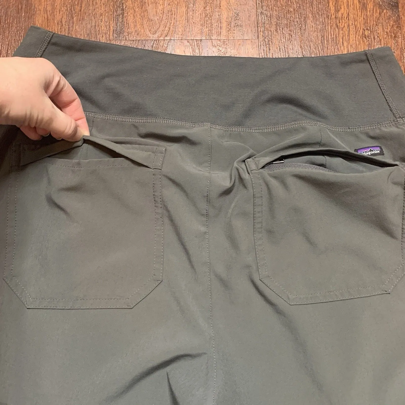 Patagonia Gray Women’s Sz M Jogger Pants Athletic Outdoor *Flaws - Image 7