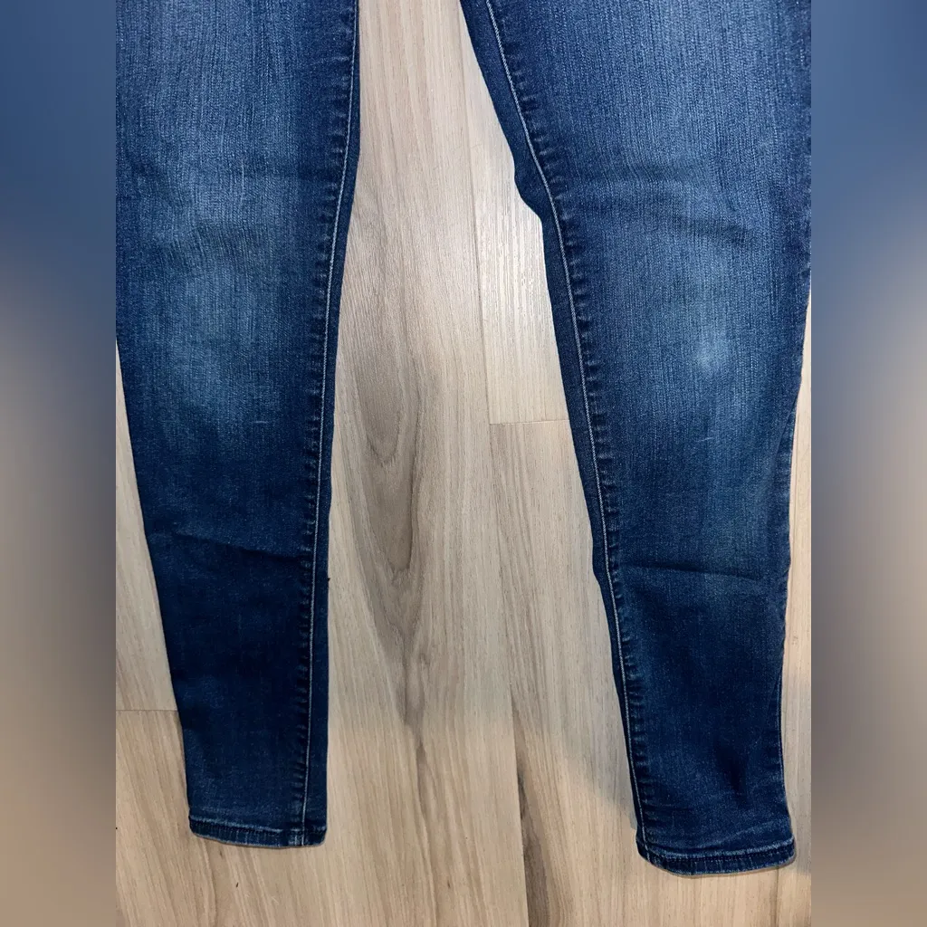 Old Navy Blue Denim Jean Material Rockstar Stretch  Jeggings Stretch Waist 4R - Image 3