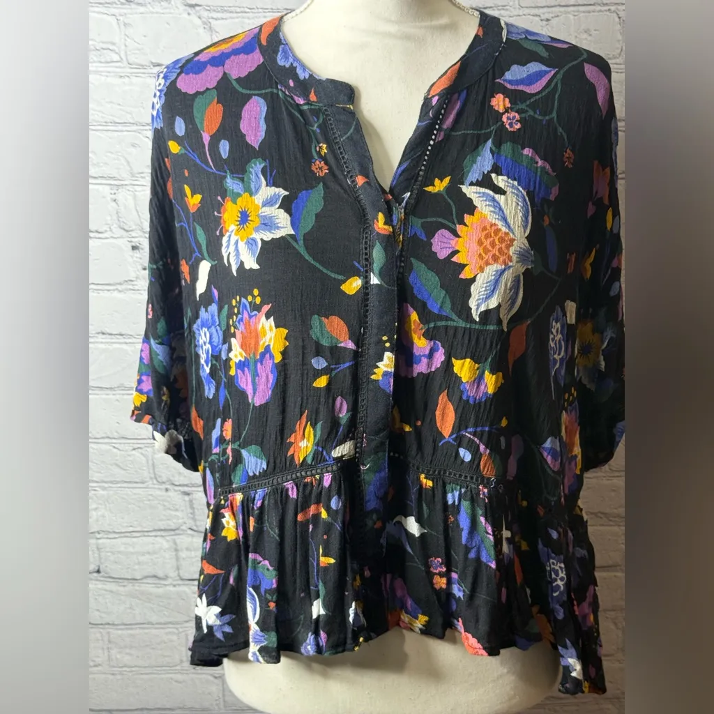 Anthropologie Josie Dolman sleeved floral top size xs - Image 3