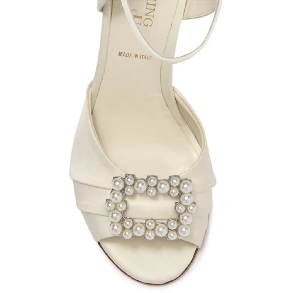 Something Bleu Bridal Heels 'Godiva Imitation Pearl Buckle Sandal Size 11 - Image 2