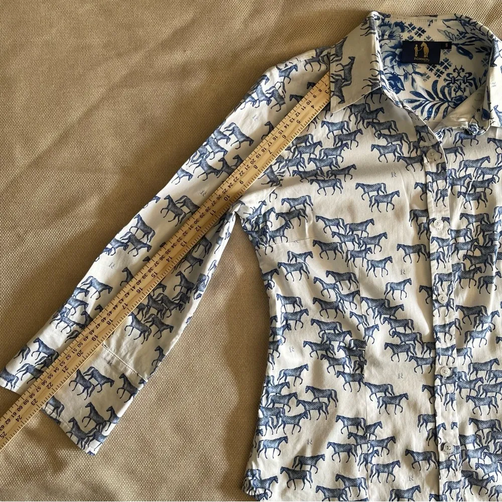 Rönner Horse Print Blouse Sz 8 Equestrian Button Down Shirt Horse Lover Barn Blue - Image 11