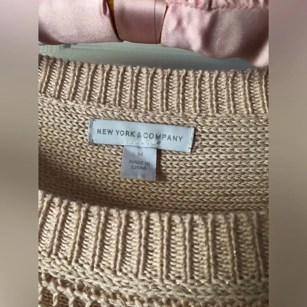 New York & Company Lightweight metallic Dolman shirt Sleeve knit Sweater, Size M - Image 4