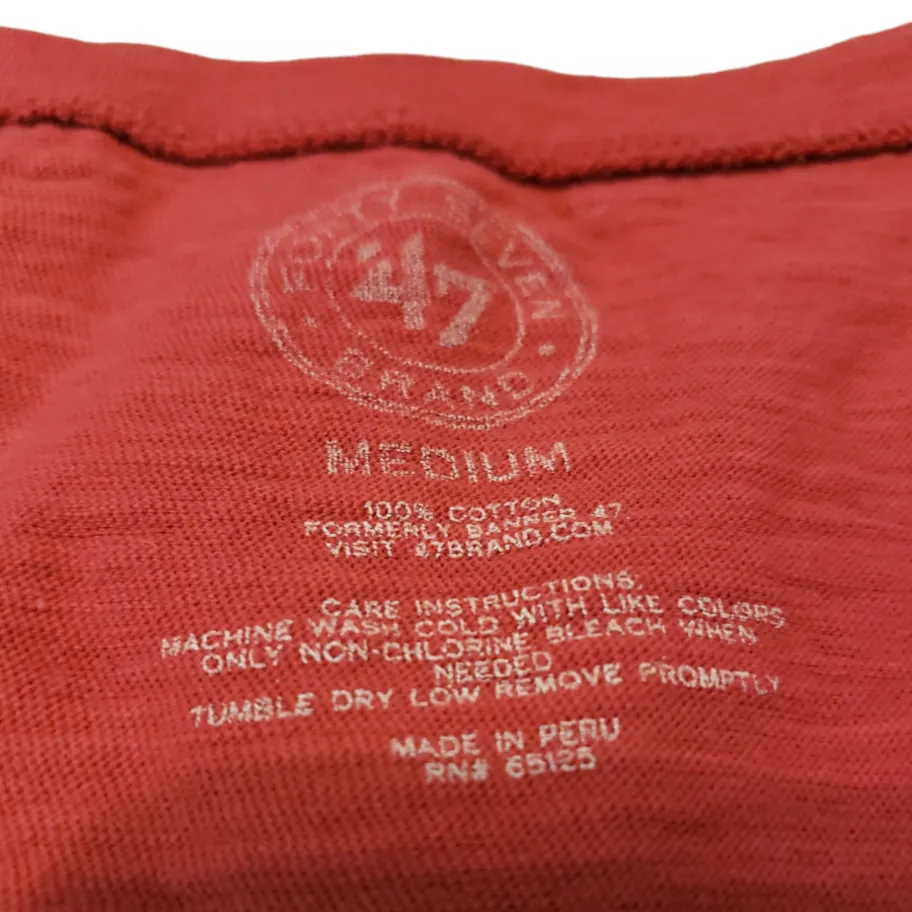 Chicago Blackhawks 2013 NHL Stanley Cup Champions Shirt Size Medium By '47 Brand  - Image 4