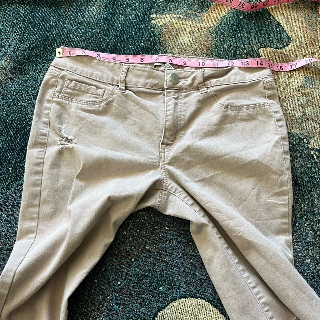 Refuge Skinny Jeans Mid Rise Distressed Blush Pink Women’s 6 Stretch Denim Y2K - Image 13