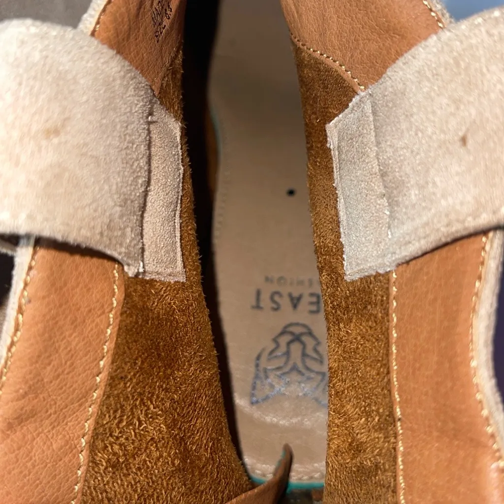 🌵 Fashion Beast Taupe Suede Western Boot - Size 8.5 - Image 3