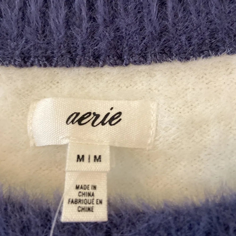 Aerie Blue and Yellow Crew Neck Sweater with Colorblock Design so soft brand new - Image 3