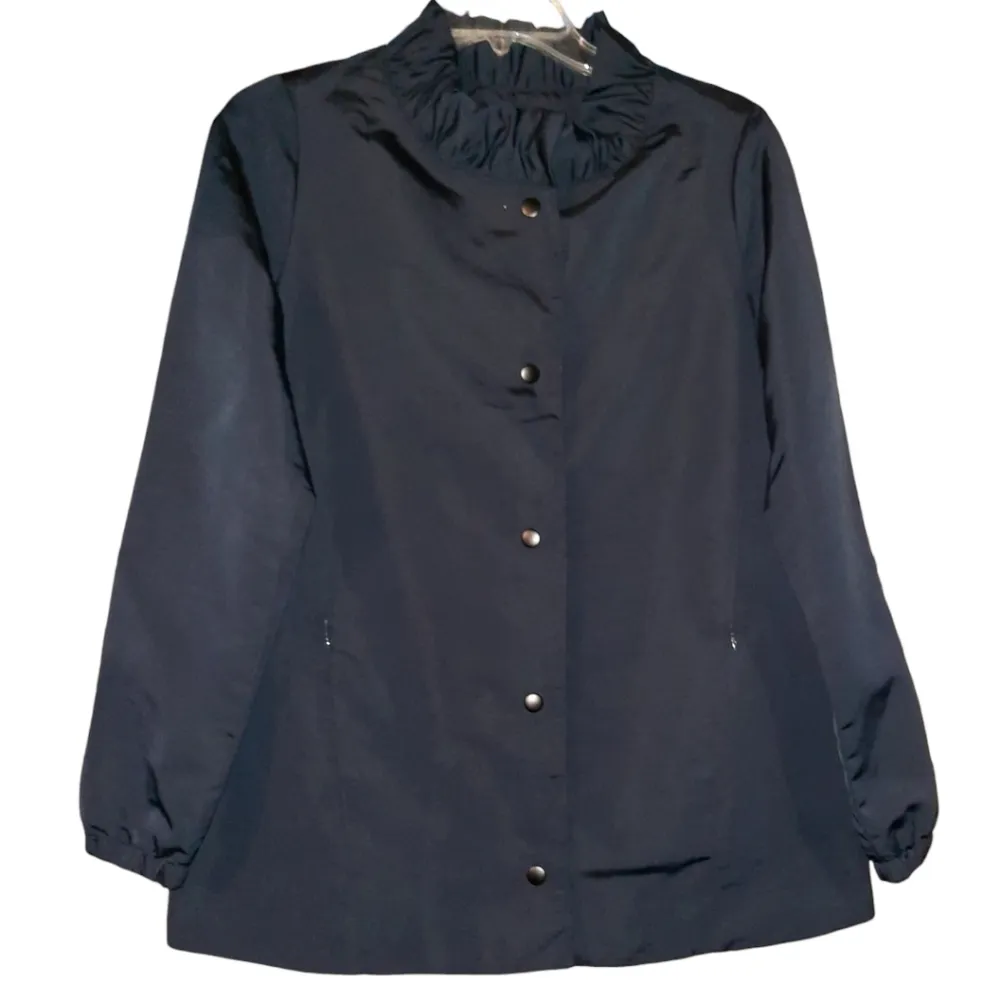 Gap  Black Jacket Size Small - Image 2