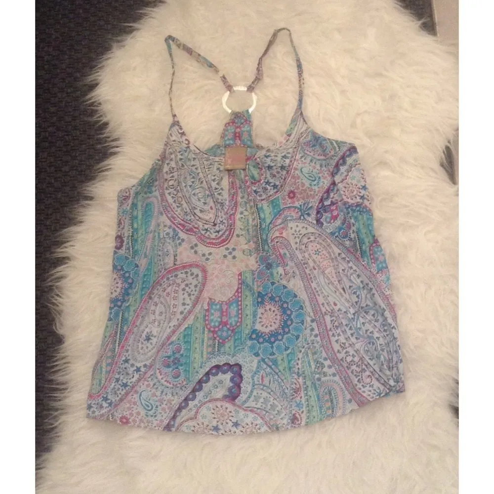 💕LUCY LOVE💕 Swing Pattern Top with Halter Back - Image 3