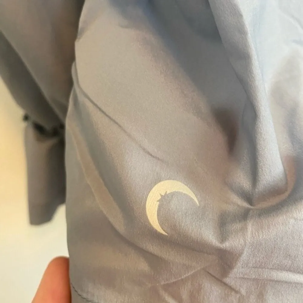 Zyia Active Gray Drawstrings Windbreaker - Image 10