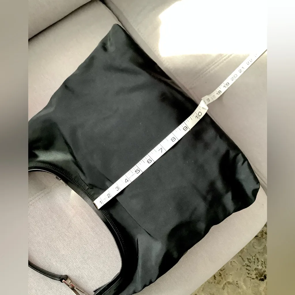 Authentic GUCCI hobo bag 🌹🌹🌹 - Image 10