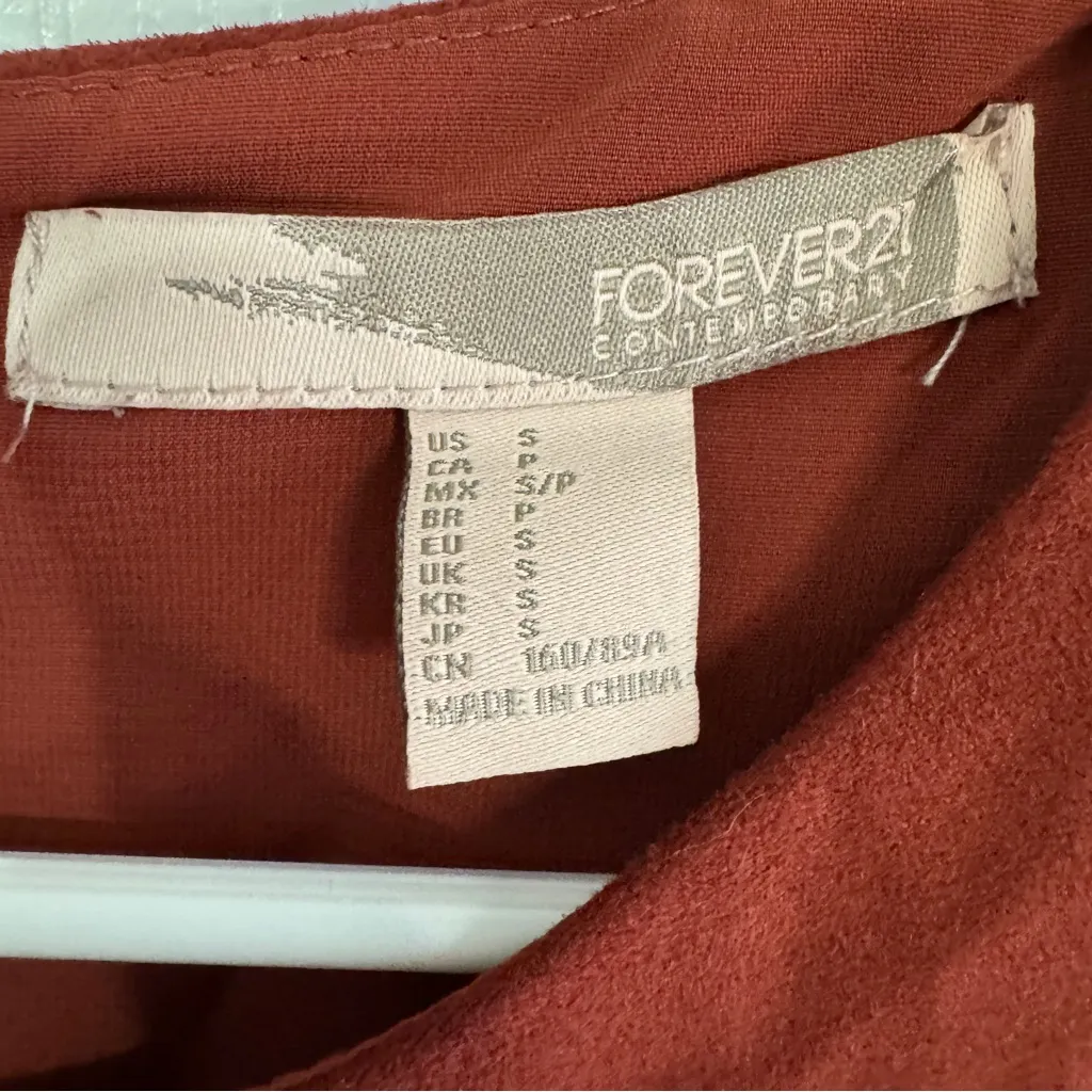 Forever 21 Contemporary faux suede dress size small - Image 5