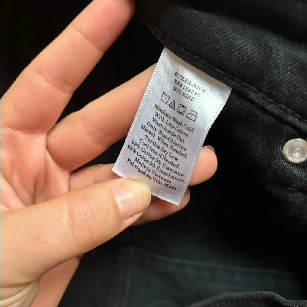 Everlane Classic Black Women's Straight Leg Mid Rise Jeans size 28 - Image 7