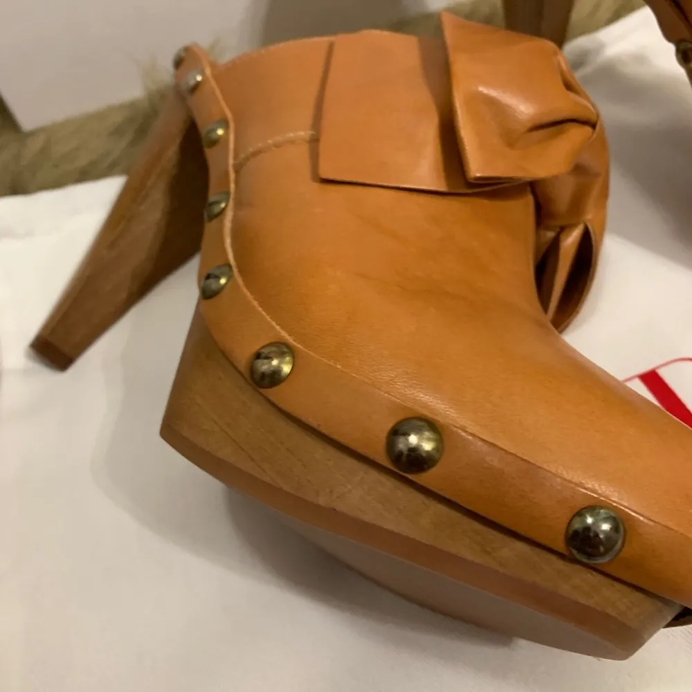 1DAYSALE 🔥Authentic RED VALENTINO ITALIAN LEATHER STUDS CLOG - Image 4