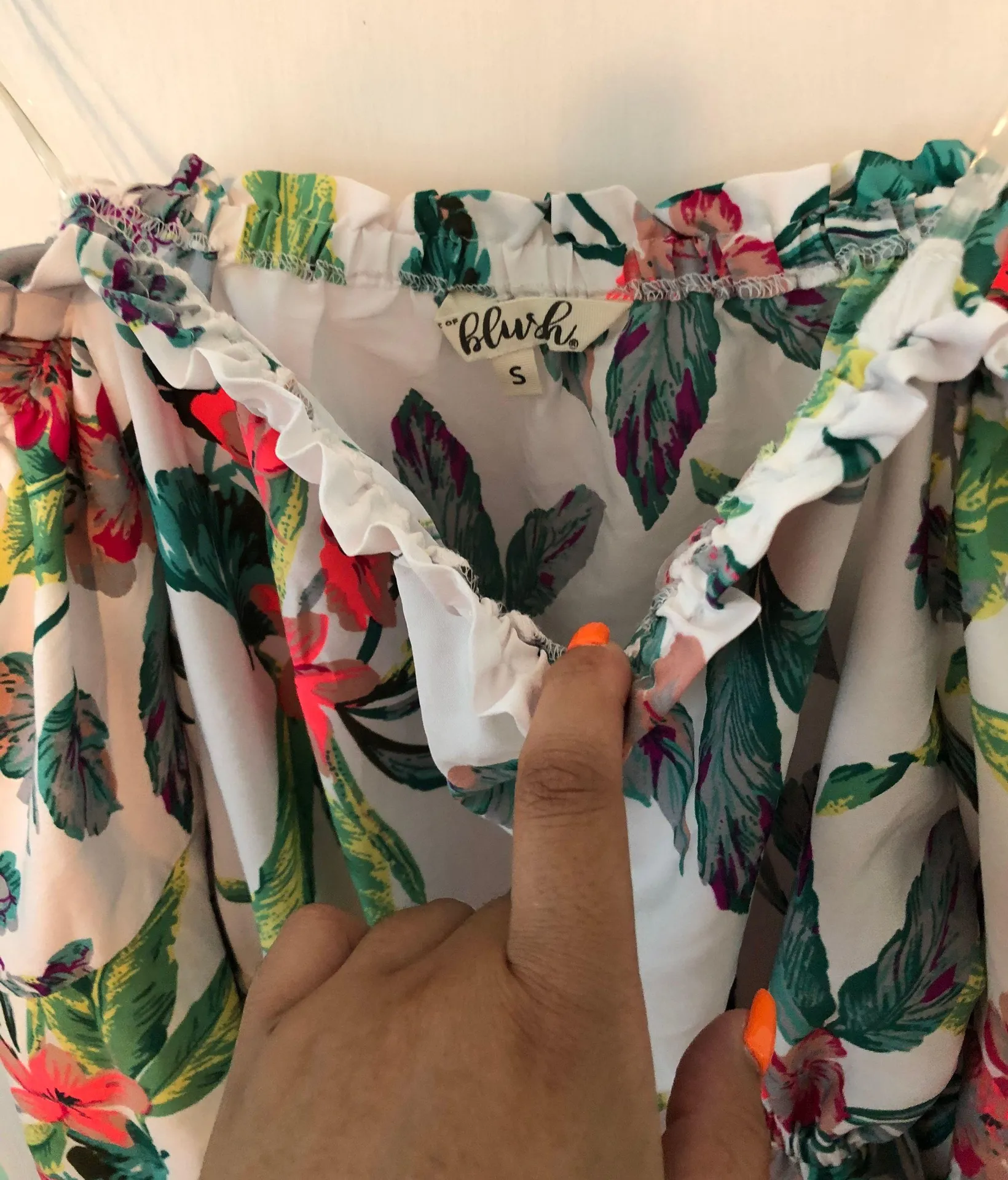 NWT Off The Shoulder floral Blouse  - Image 4