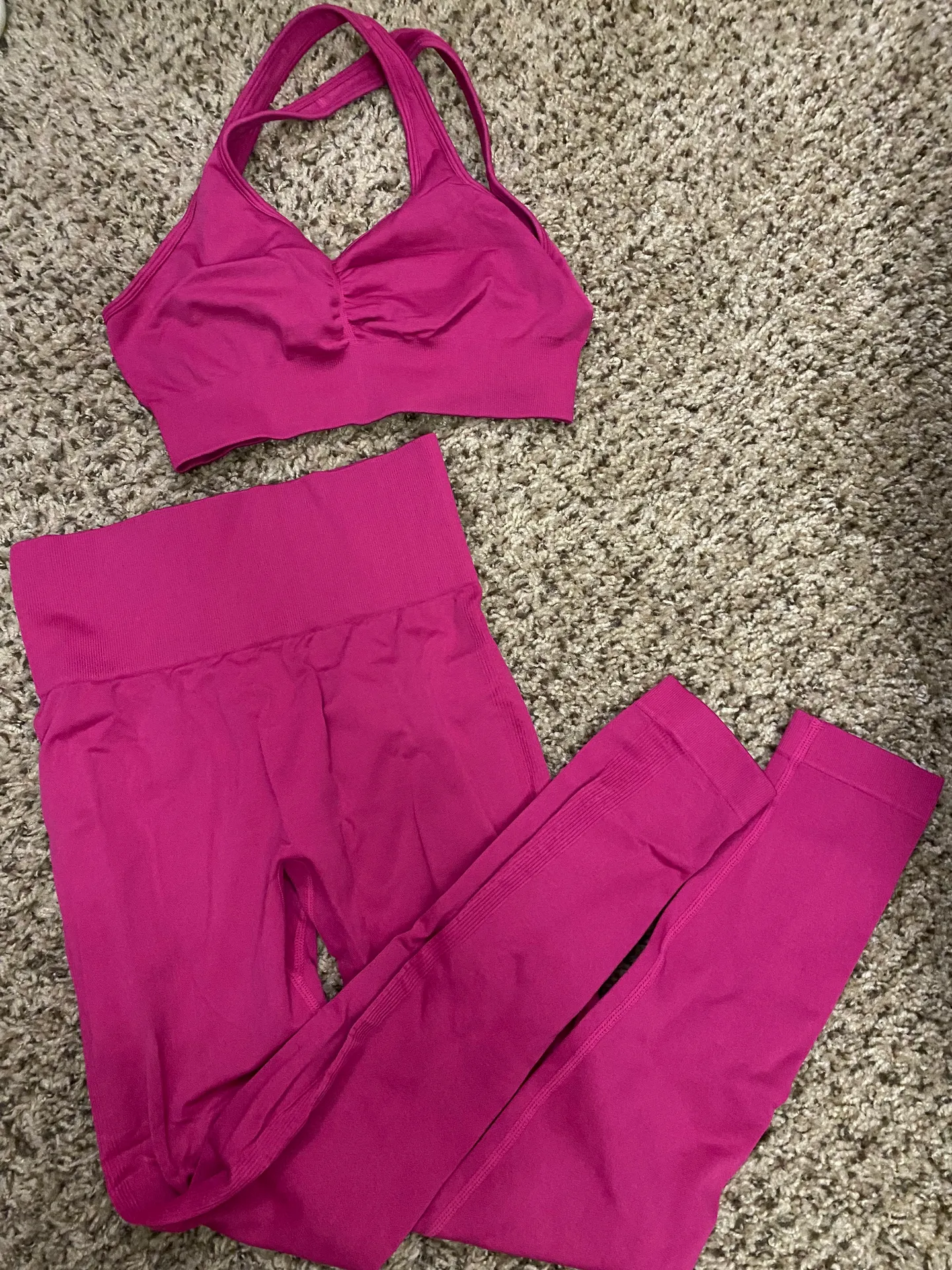 Seamless Criss Cross Back Sports Set Pink - Image 3