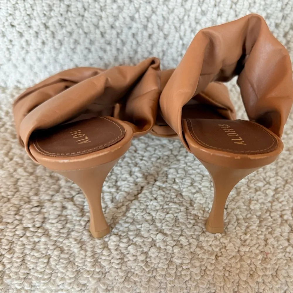 ALOHAS Camel Brown Twist Strip Heel - Image 5