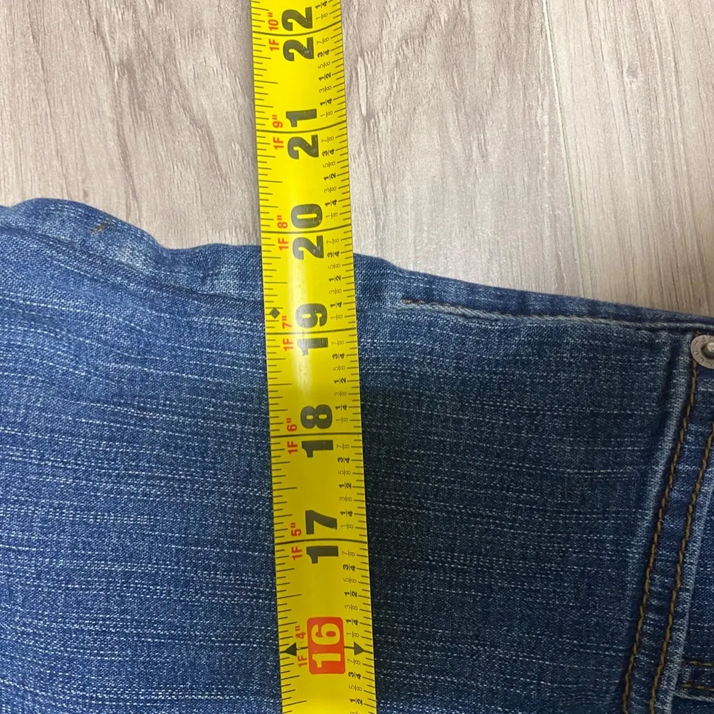 Levi 512 Perfectly Shaping Bootcut Jeans - 18W Medium - Image 8