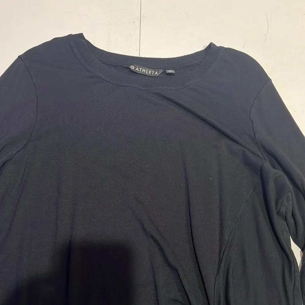 Athleta Nirvana Twist Front Sweatshirt Womens size M Black Lightweight Stretch - Image 2